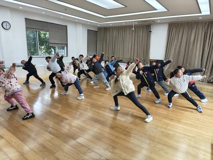 大学生前锋的职业发展规划_0